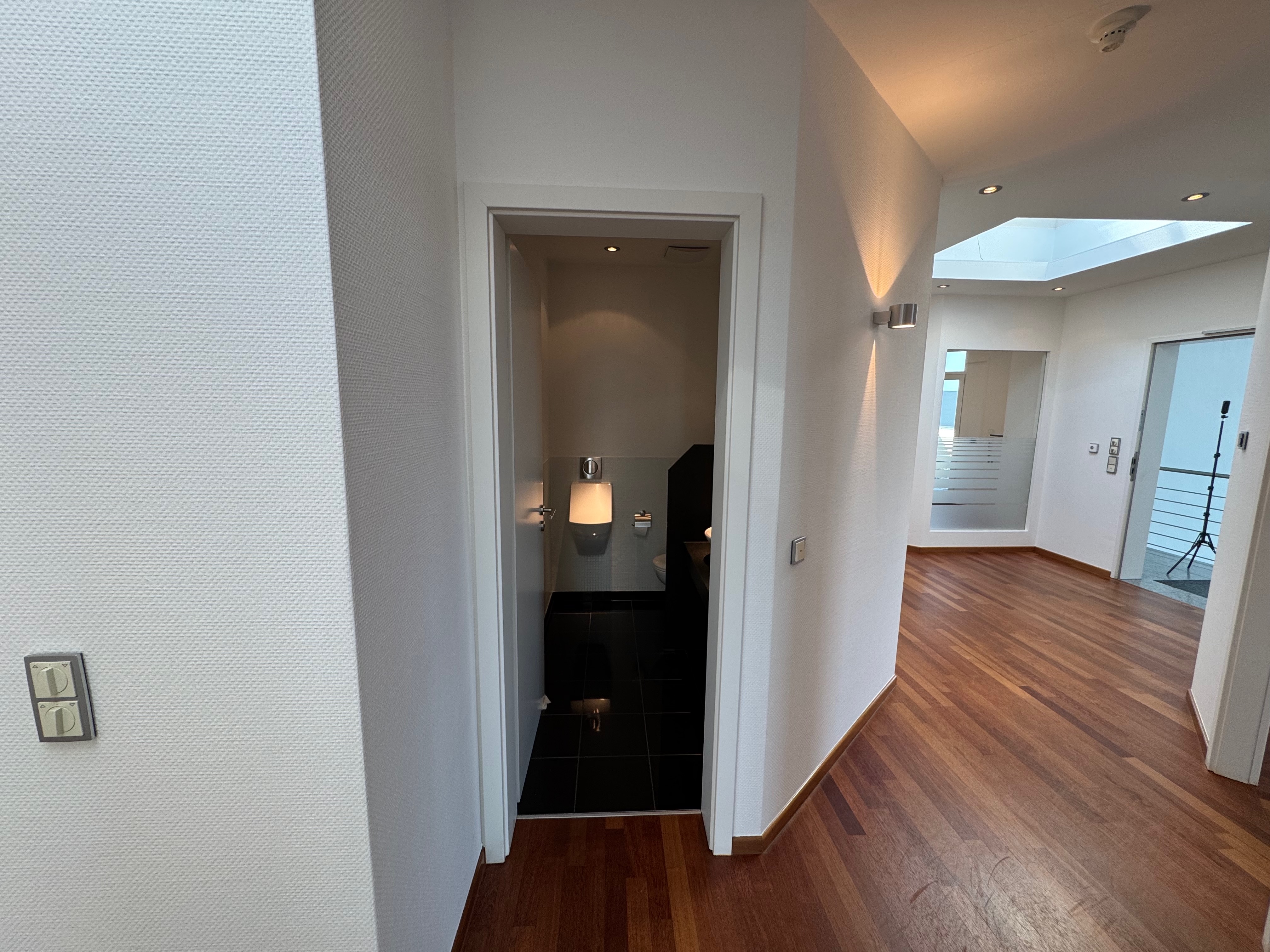 WC Herren – Ansicht 1